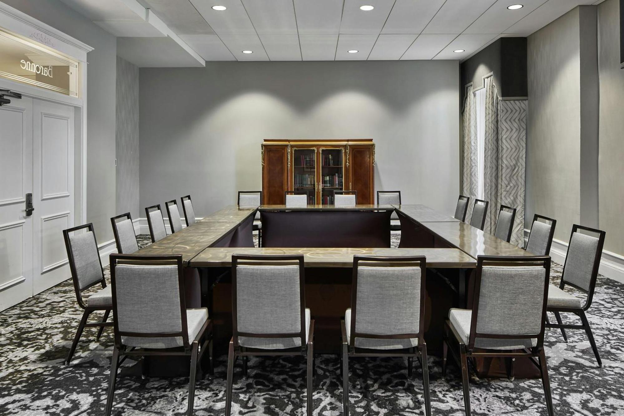 Le Pavillon, New Orleans, A Tribute Portfolio Hotel Dış mekan fotoğraf