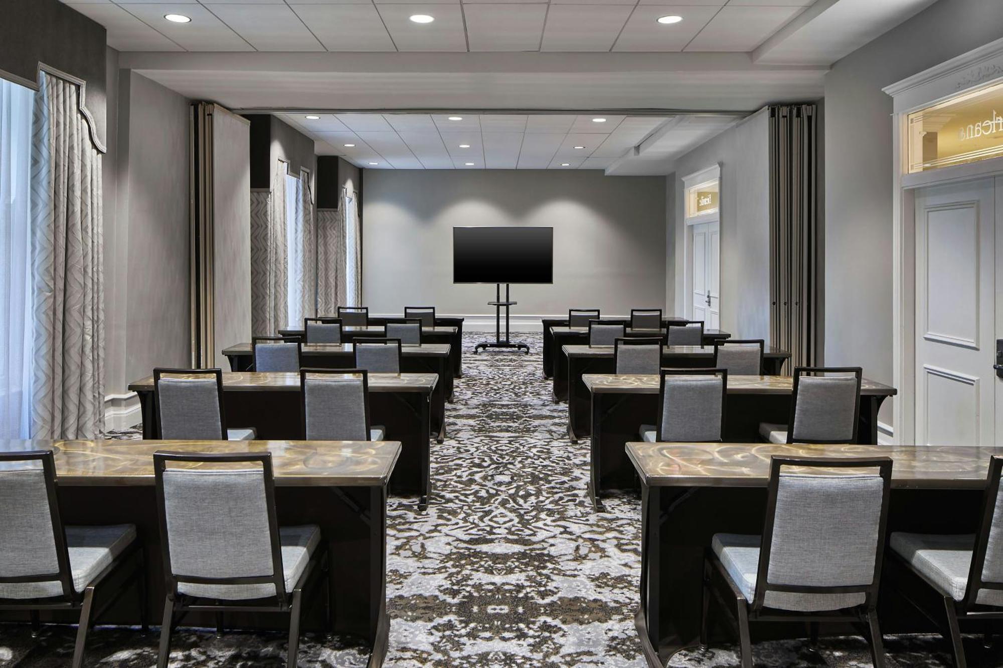 Le Pavillon, New Orleans, A Tribute Portfolio Hotel Dış mekan fotoğraf